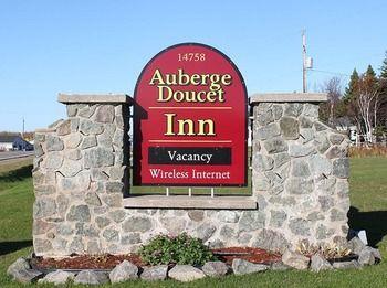Auberge Doucet Inn Chéticamp Zewnętrze zdjęcie